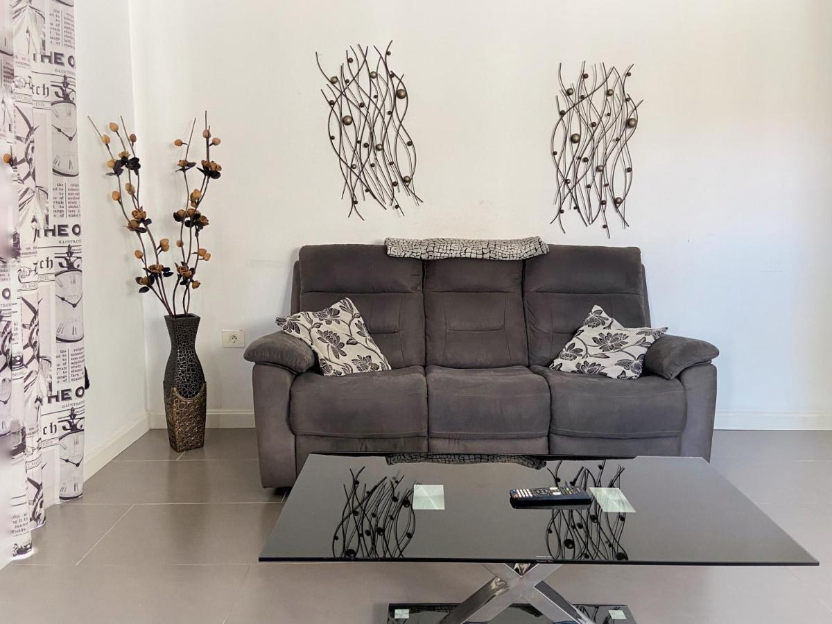 1 Bed Los Cristianos Near The Bus Station Арона Екстериор снимка